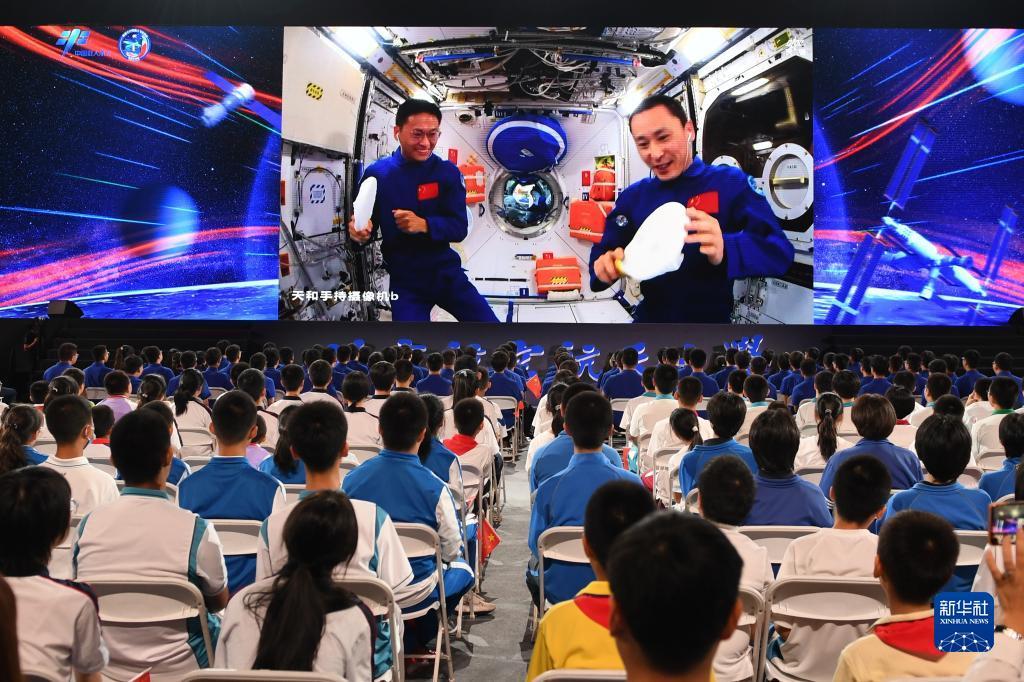 乐玩游戏官方下载